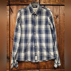 Abercrombie & Fitch Men's Navy and White Plaid Shirt